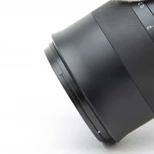 Carl Zeiss Milvus 50mm F/1.4 ZE (for Canon EF mount) -Near Mint- #403 - Picture 9 of 12