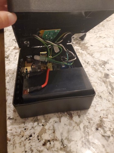 Tripp Lite Uninterruptible Power Supply BC350 6 Outlets 120V-60HZ 10A - Picture 9 of 9