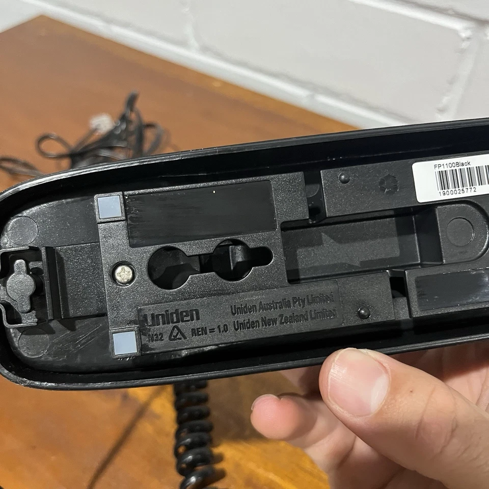 Teléfono con cable Uniden FP 1100 - negro - SIN PROBAR Foto 3 de 4