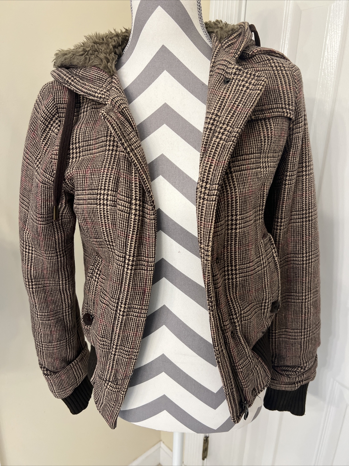 American Eagle Woman’s Vintage Jacket Small - image 1