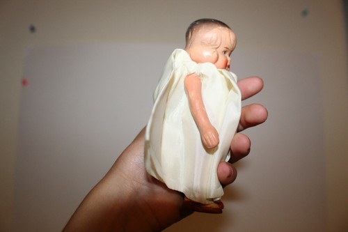 Antique JOINTED BISQUE COMPOSITE DOLL - 4 1/2" - Japan - ANGEL Painted - Picture 4 of 7