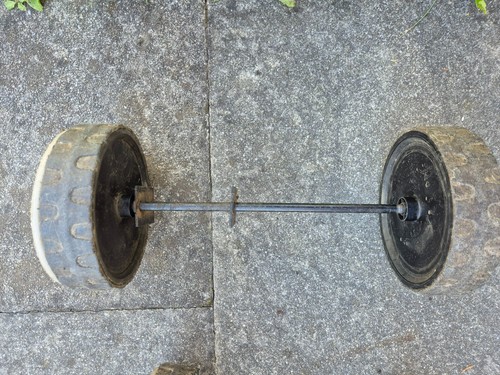 2 Hinterräder + Hinterachse für Güde Akkurasenmäher 323/25 (Schnittbreite 32cm)