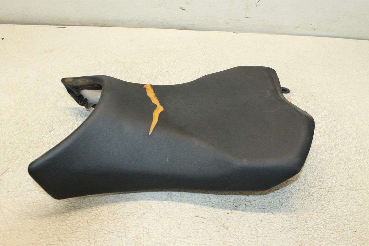 12 KAWASAKI Z1000 FRONT DRIVERS SEAT PAD SADDLE PILLION 53066-0441