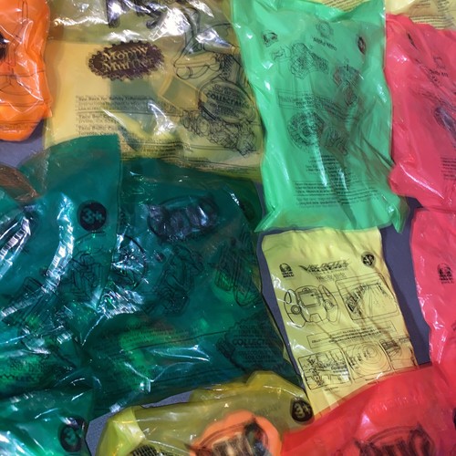 Lot of 46 Taco Bell Kids Meal Toys Mostly Sealed Early 2000s - Picture 7 of 17