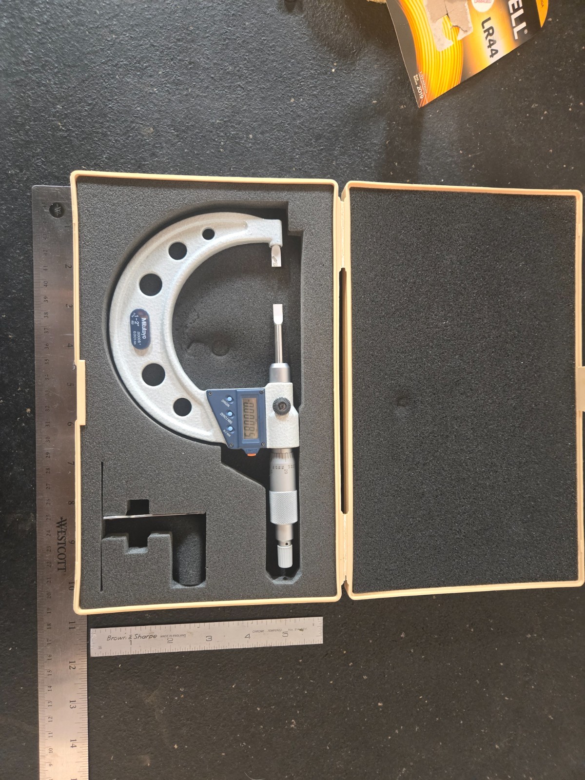Mitutoyo 422-312 Digital Blade Micrometer 1-2" .00005" 422-312-30