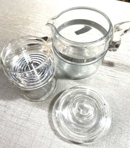 VINTAGE PYREX Glass 4 Cups COFFEE Percolator Pot 7754 (missing spreader plate)