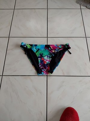 ETIREL D-Bikinihose Moya Tropical Gr. 40