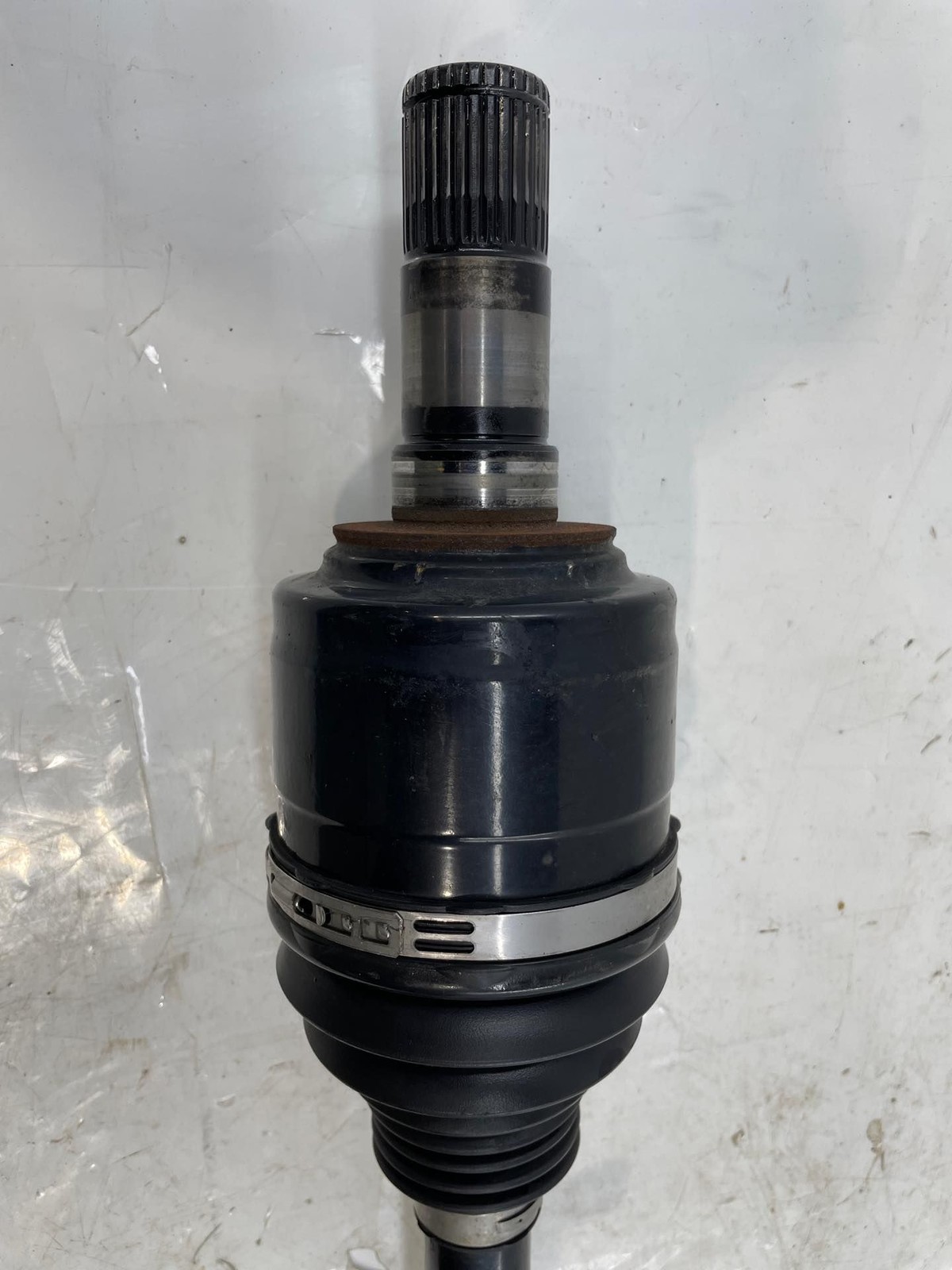 2014 Maserati Quattroporte S LH Driver Rear CV Axle Shaft Assembly 06700054540