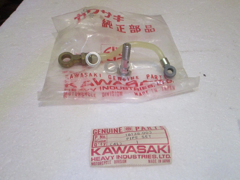 Juego de tubos de aceite de fabricante de equipos originales Kawasaki H1 H1C RH PN:16138-003 NUEVO DE STOCK Foto 3 de 4
