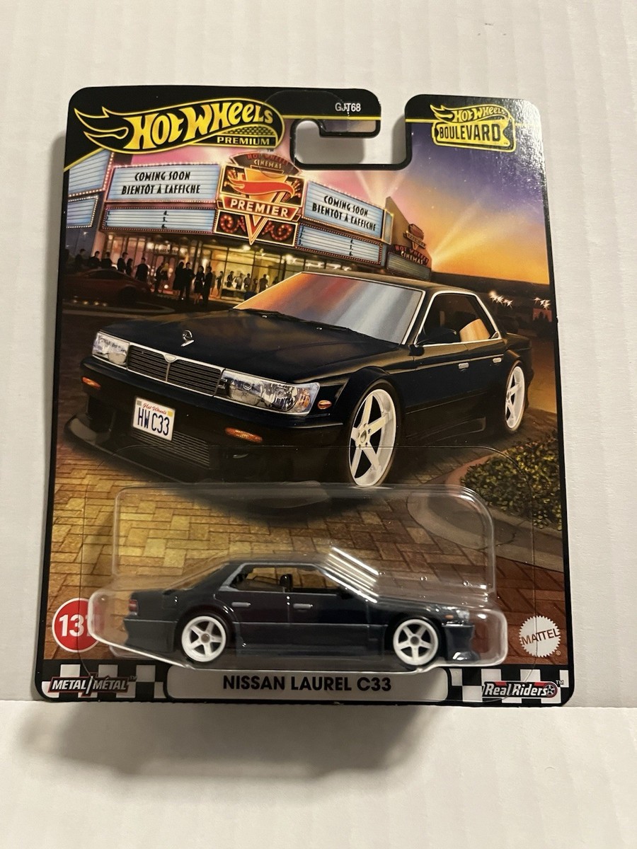 Hot Wheels Boulevard Nissan Laurel C33 1:64 Black Real Riders