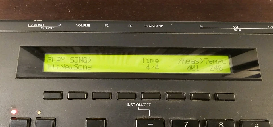 Yamaha V50 61-Key Keyboard Synthesizer Tested/working - Image 3 of 4