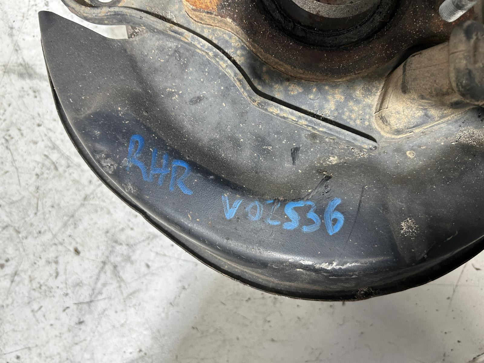 Toyota Landcruiser Right Rear Axle UZJ100 01/1998-10/2007 - thumbnail 5