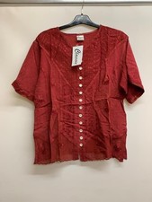 Classic Red Embroidered Top M/L (Classic) Top-quality Free UK shipping