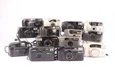 Lotto lavoro fotocamere compatte pellicola 35mm punta e scatta vintage assortite con alcune custodie