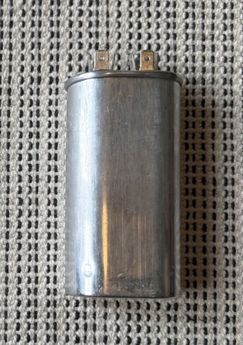 NEW 20.0 uF ±5% 50/60Hz 370/440 VAC Single Motor Oval Run Capacitor OPEN BOX - Picture 3 of 10