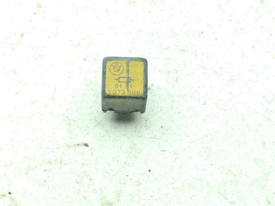 Relé 83-89 BMW K100 1373586 A TRSH PL - Imagem 2 de 4