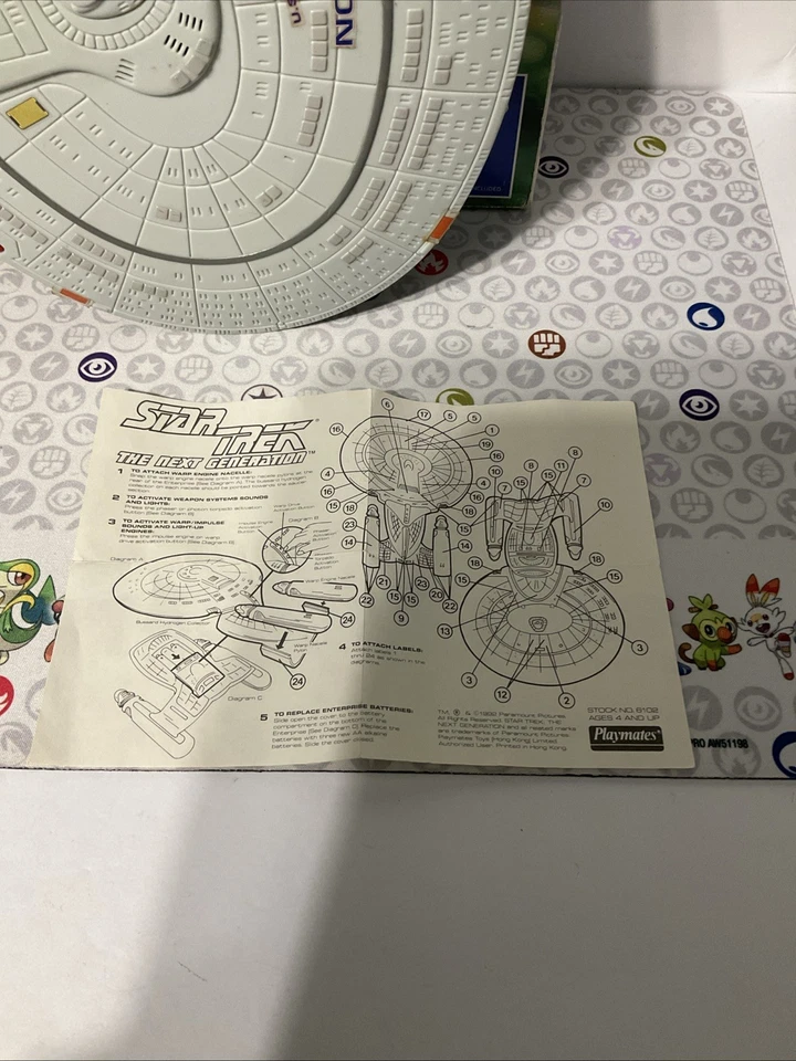 Star Trek The Next Generation Starship Enterprise NCC-1701D 1992 Playmates con caja Foto 3 de 4