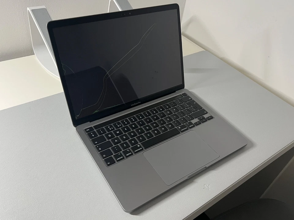 MacBook Pro (512GB SSD, Intel Core i5 10th Gen,16GB,512GB)Space Grey-C Grade, photo 1 of 5