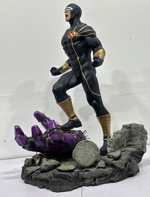 X-Men Cyclops Maquette 1/30 Statue 20    CINEMAQUETTE READ