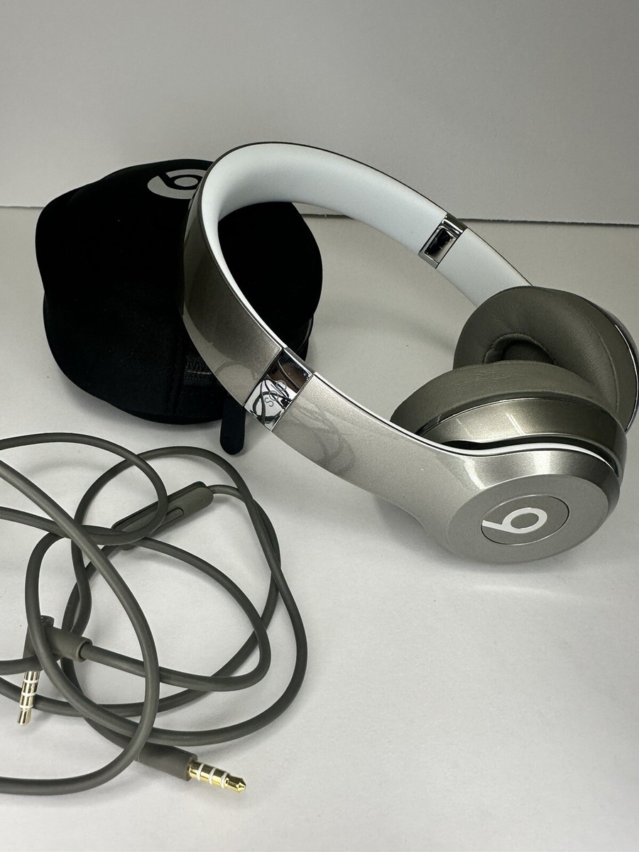 Beats by Dr.Dre Studio V2 値下げ中です！！ Beats by Dr. Dre