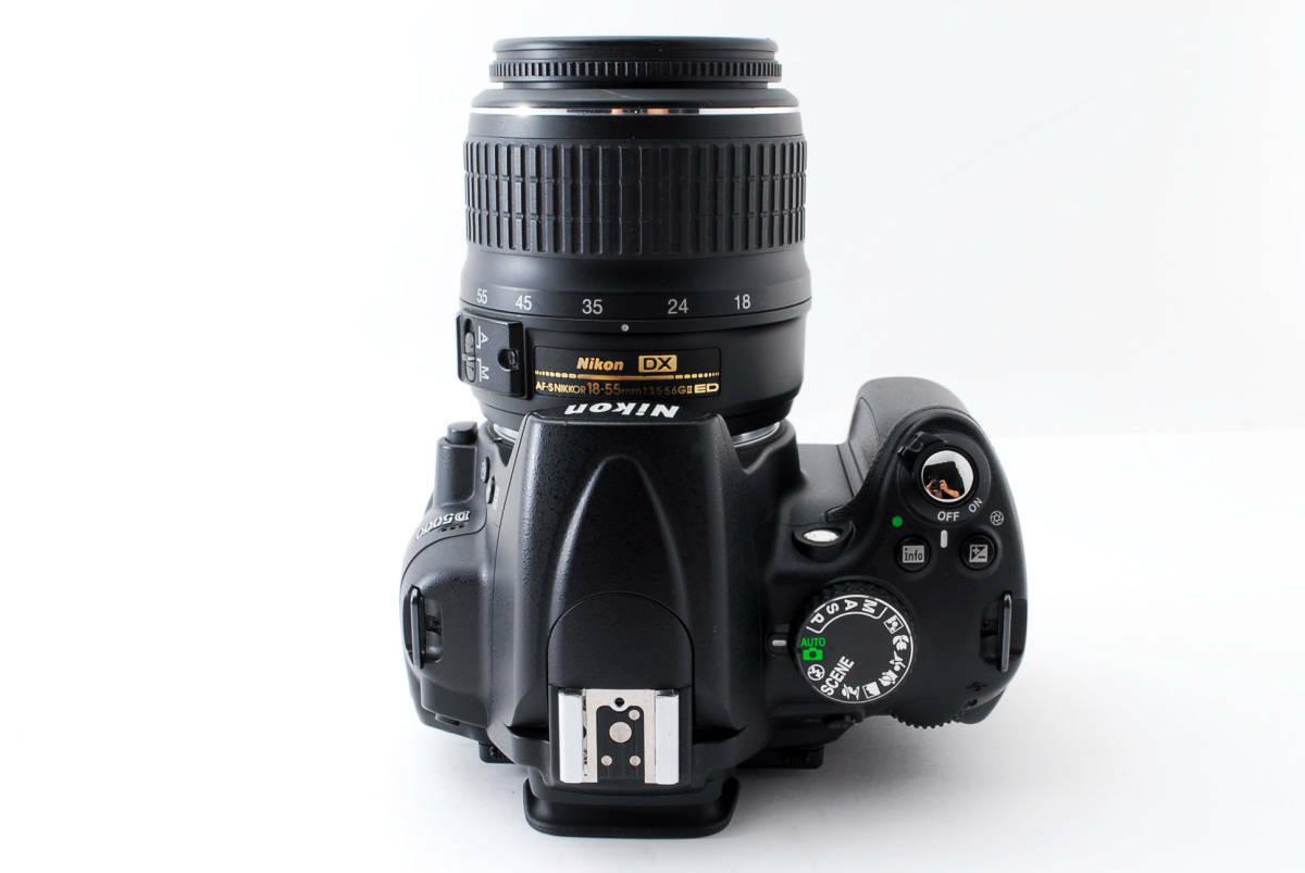 Nikon D5000 12.3MP Digital SLR Camera - Black (w/ AF-S DX 18