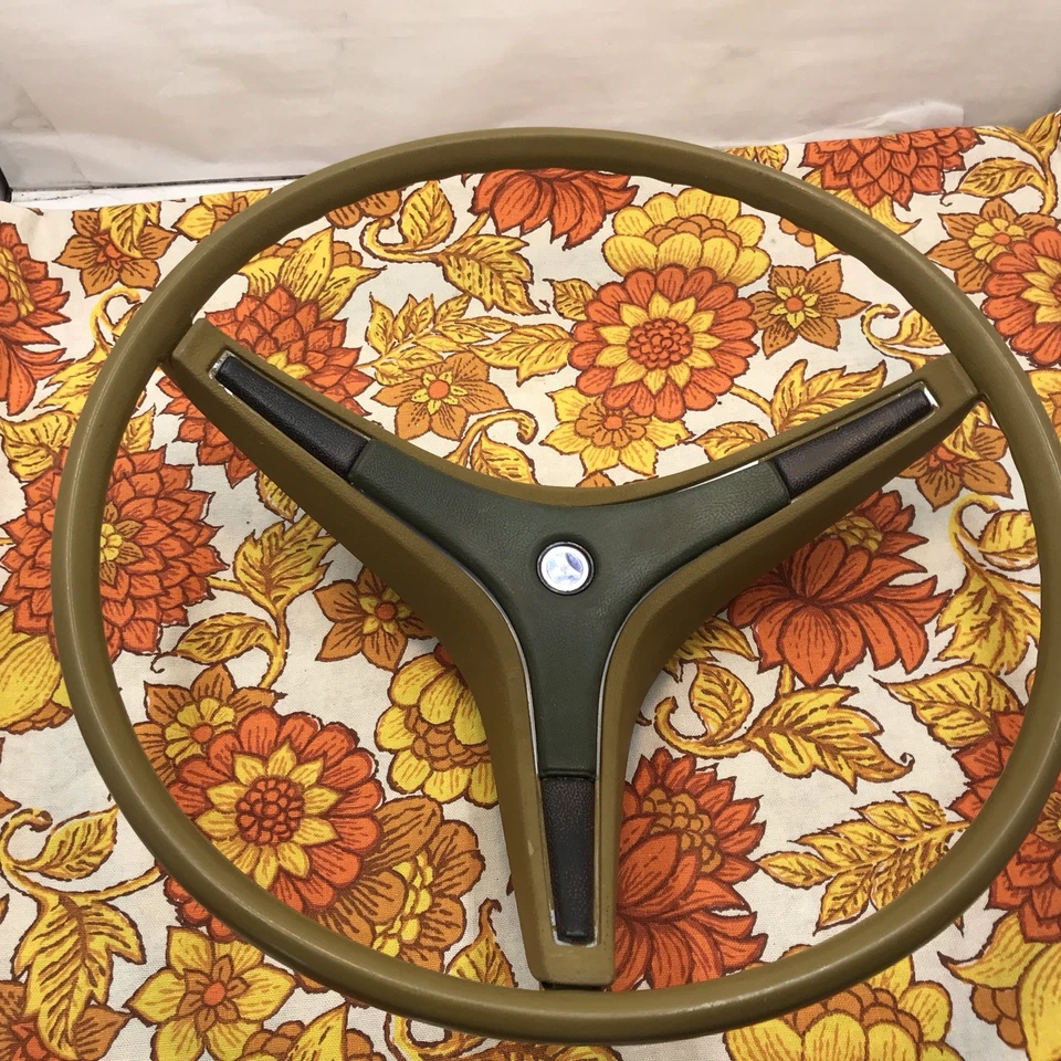 Dodge Charger Plymouth Satellite Road Runner 1971 1972 volante verde bronceado Foto 2 de 4