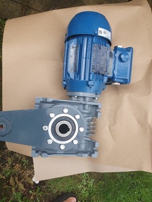 Weg Motor W22Xec und Getriebe