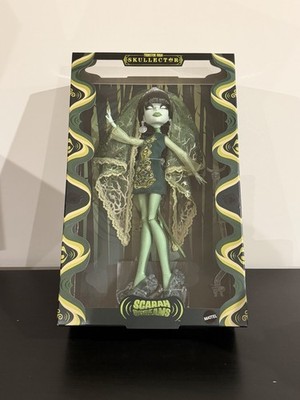 Mattel creations Monster High Skullector Scarah Screams Fang Club Doll IN HAND