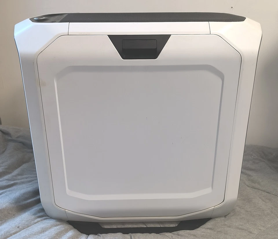 CORSAIR 780T - huge E-ATX / XL-ATX PC case - white "Graphite" full tower - Image 4 of 4