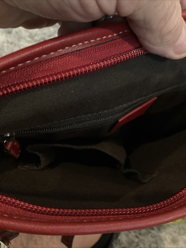 Borsa a tracolla Gucci in tela rossa - Foto 7 di 11