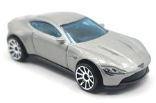 2015 Hot Wheels James Bond 007 Silver Aston Martin Spectre DB10 Skyfall (basic)