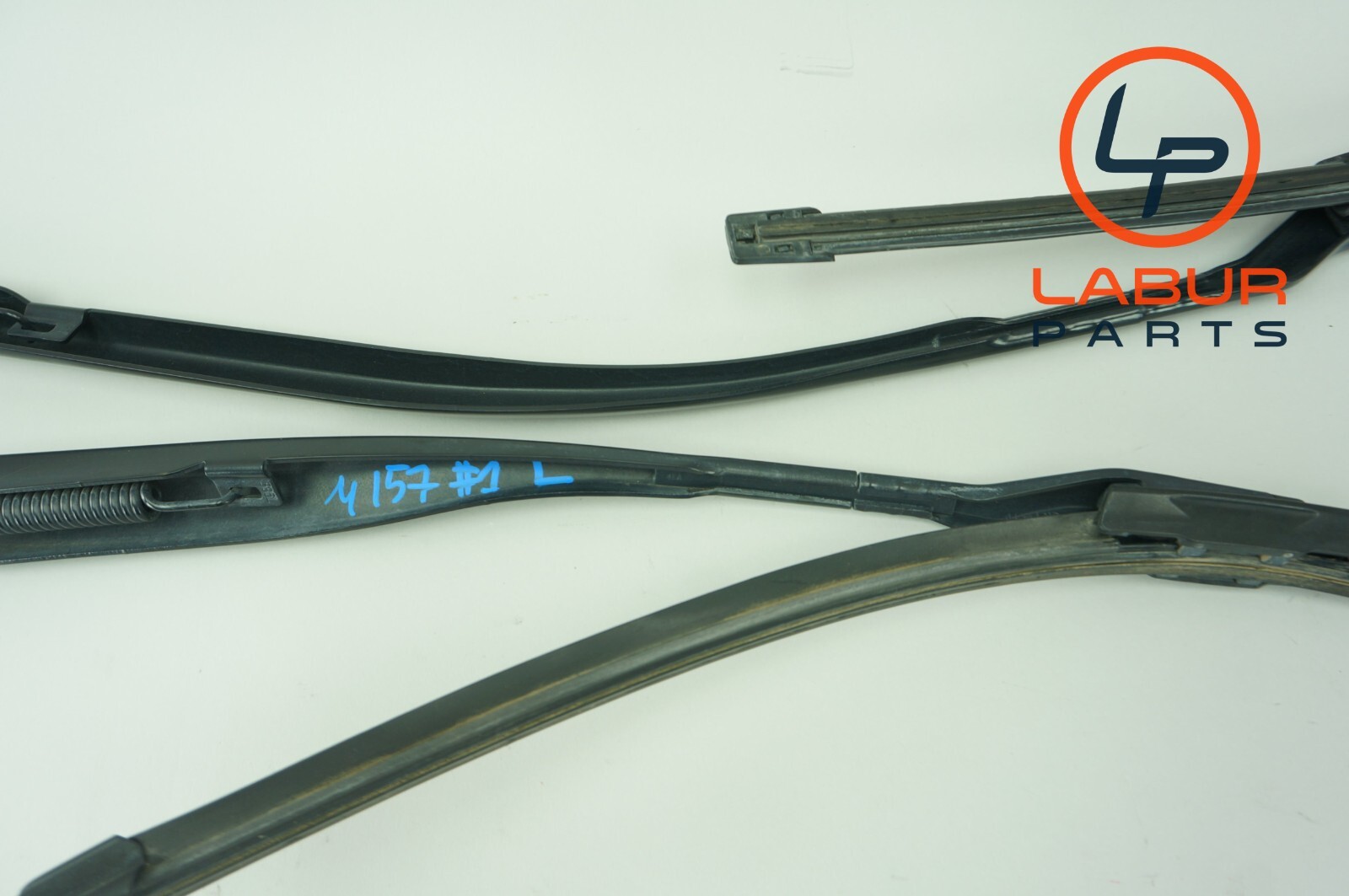 M157 14-17 Maserati Quattroporte Ghibli Front Right& Left Windshield Wiper Z4764