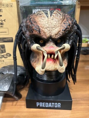 Predator 3D Ultimate Hunting Trophy Head Bust 4Disc Blu-ray