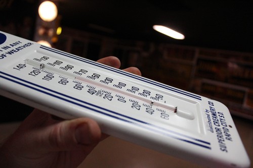 RARE 1950s SUPERIOR ICE CREAM DEALER METAL THERMOMETER SIGN RAPID CITY SD DAIRY - Picture 9 of 13
