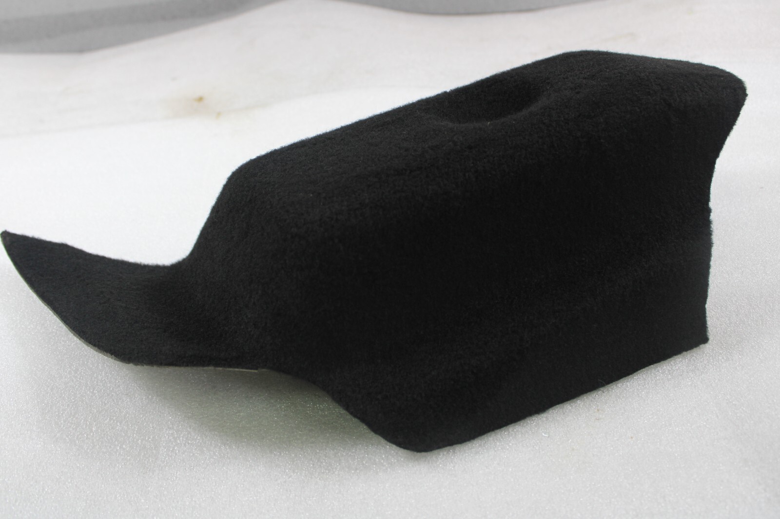 Ferrari 550, 575, RH, Tail Light Carpet Cover, Black, Dmg, Used, P/N 64921190