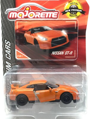Majorette Nissan GT-R R35 Orange - Dot Hood 1:61 (3'') Package with Card (2019)