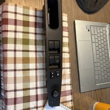 2008 - 2009 NISSAN Sentra Master Power Window, mirror Switch OEM. 