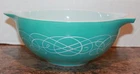 Pyrex Promotional Turquoise Scroll Cinderella Mixing Bowl  #443 ~ 2 1/2 QT. NICE