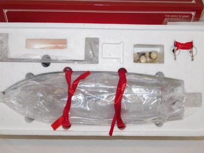 Lionel Classics 6-13805 Speed Boat Wind Up Remake of #44 Prewar 17'' C-10 New