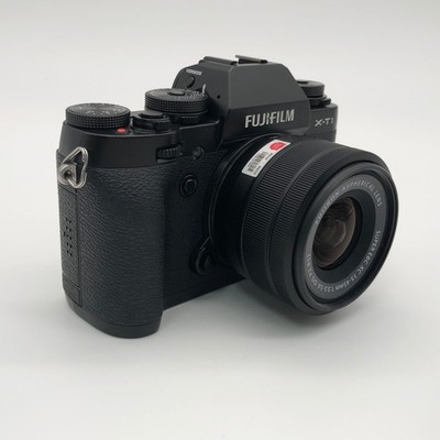 Fujifilm X-T1 Mirrorless Digital Camera XT1 Body Black+XC 15-45mm f/3.5-5.6 Lens