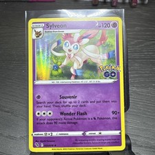 Carta Pokémon 2022 Pokémon GO Sylveon HOLO 035/078