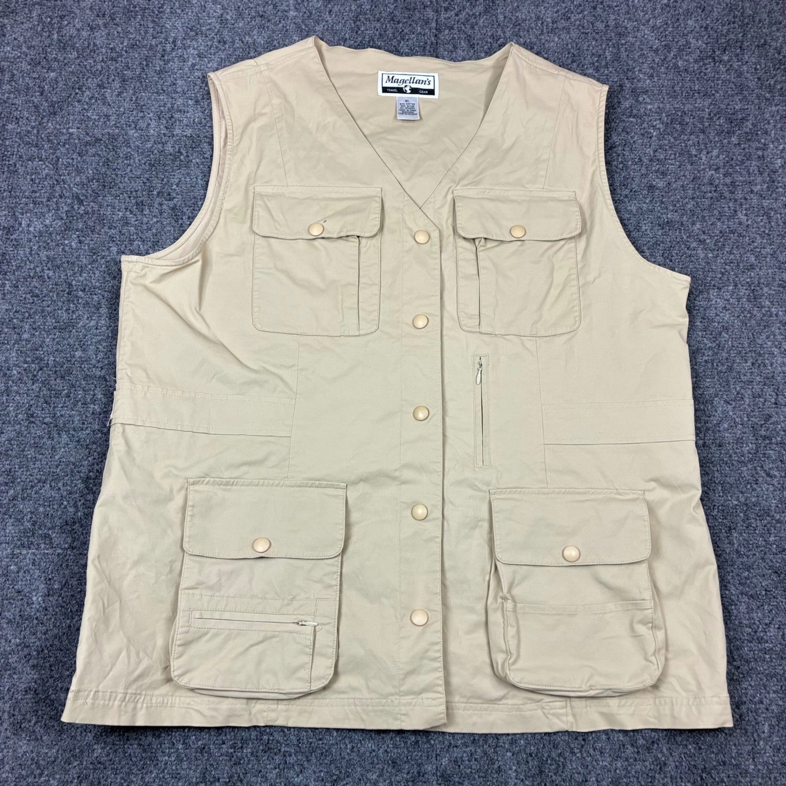 Magellans Travel Gear Utility Vest Khaki Tan Multi Pocket Size XL Fishing Safari - product detail image 1