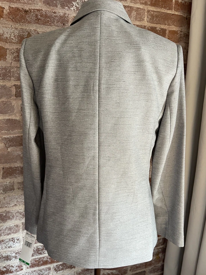 ¡Nuevo! Chaqueta Blazer Alfred Dunner Gris Tejida Flor Bordada Abotonada Talla 10 Foto 3 de 4
