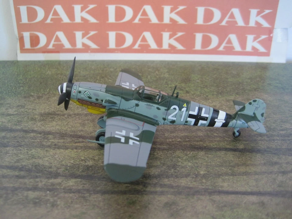 Die cast 1/72 Modellino Aereo Aircraft Messerschmitt Bf 109G-10 Germany - Immagine 4 di 4