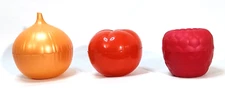 (3) Plastic Vegetable/Fruit Saver Containers Onion, Tomato, Raspberry
