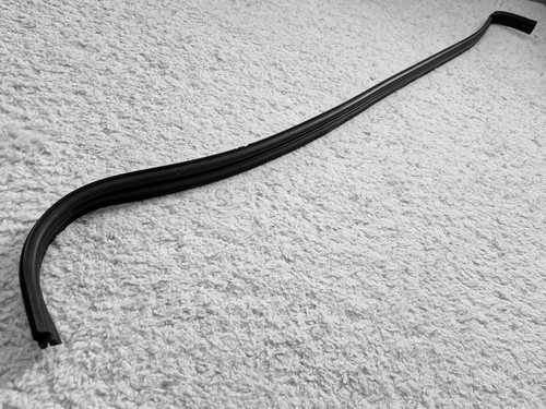 Original BMW E30 Motorhauben Dichtung, Gummilippe, Motorhaube