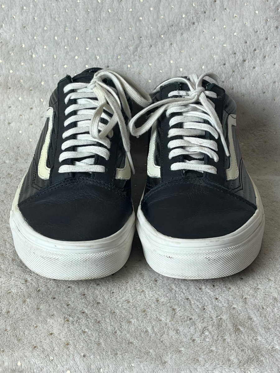 Vans Old Skool Classic Black Leather Lace Up Skate Sneakers 500714