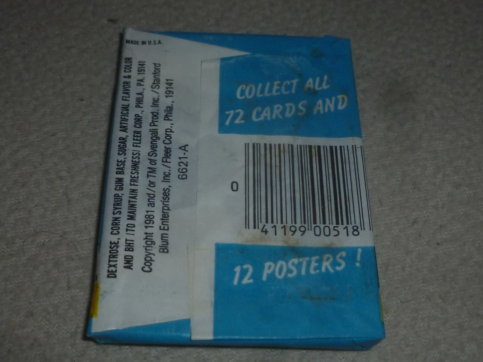 VINTAGE 1981 FLEER HERES BO DEREK NEW CARD GUM WAX PACK 8 CARDS & POSTER JOHN > - Image 2 of 2