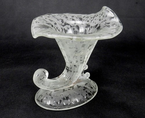 Crystal Fenton Candle Holder In the Shape of a Cornucopia, Frosted Etched - Picture 3 of 12