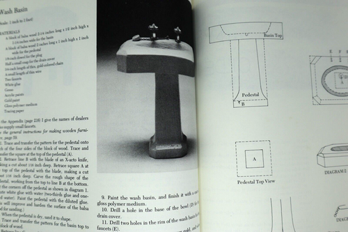 Dolls House Furniture Book by Joan McElroy 1976 First Published w Patterns - Foto 18 di 24
